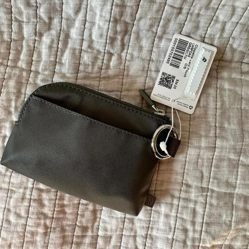 NWT Lululemon Clippable Card Pouch Wallet Keychain Grey Sage / Light Ivory - Picture 3 of 5